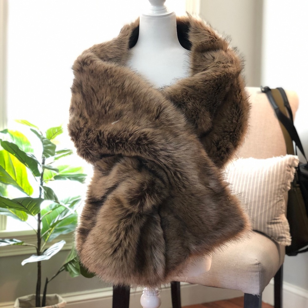 Sissily Fur Shawl!